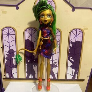 Scaris Jinafire Long Monster High Doll